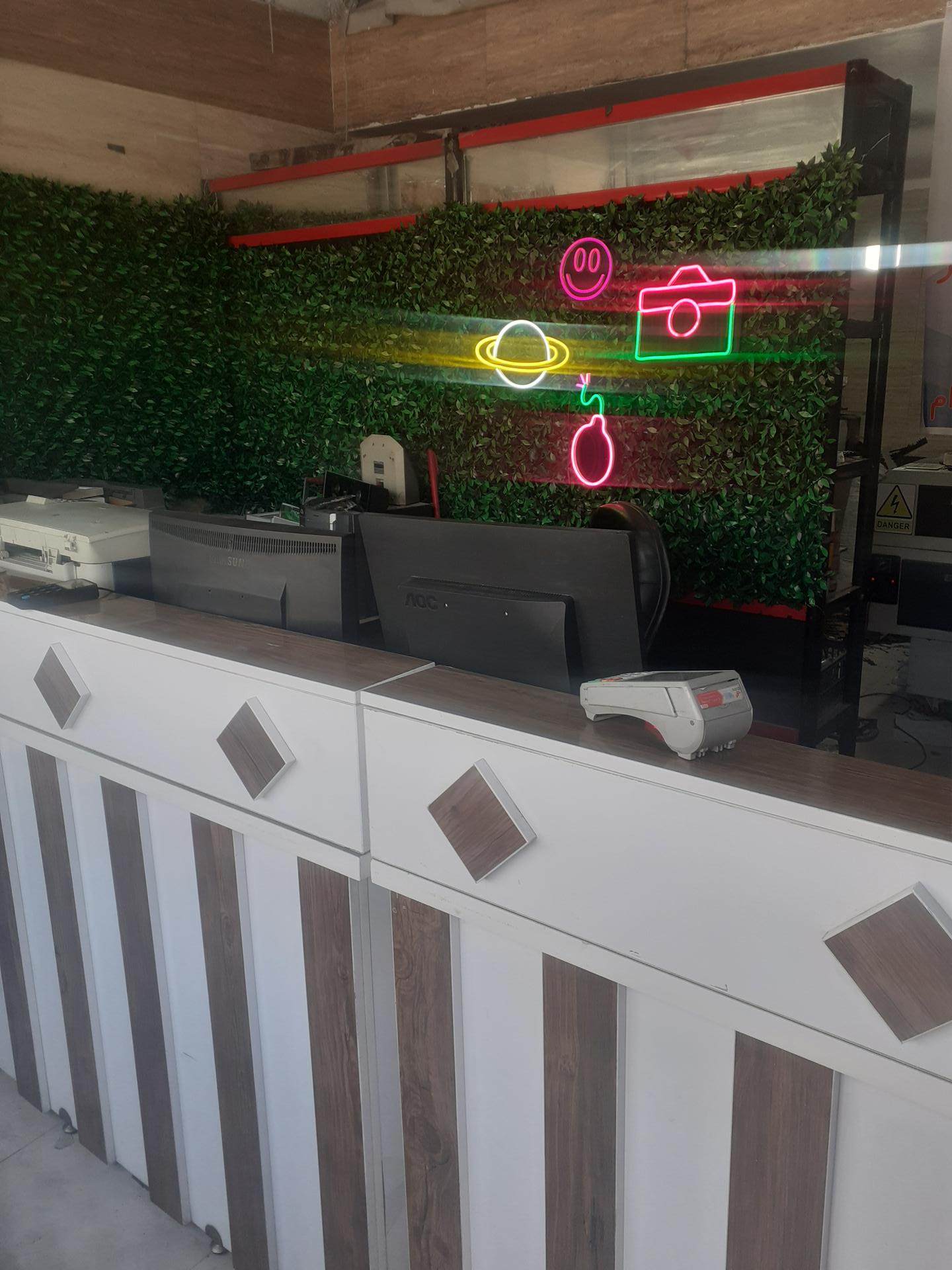 عکس چاپ نیکان