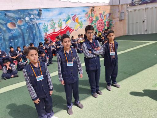 عکس دبستان پسرانه ذهن خلاق