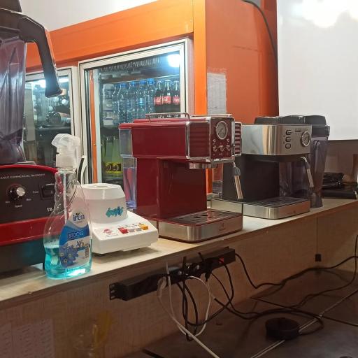 عکس کافی شاپ پرپونک