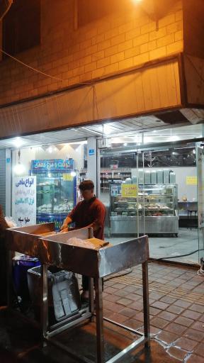 عکس مرغ فروشی جعفری