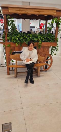 عکس فودکورت اکومال