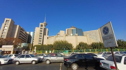 عکس  درمانگاه و آزمایشگاه بیمارستان میلاد