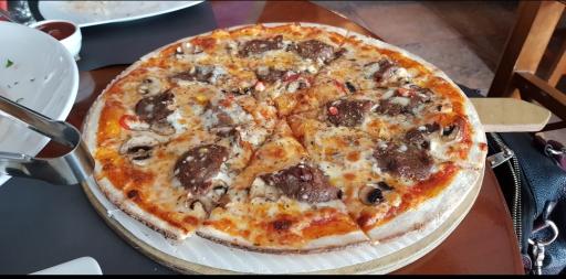 عکس رستوران ایتالیایی بلامونیکا