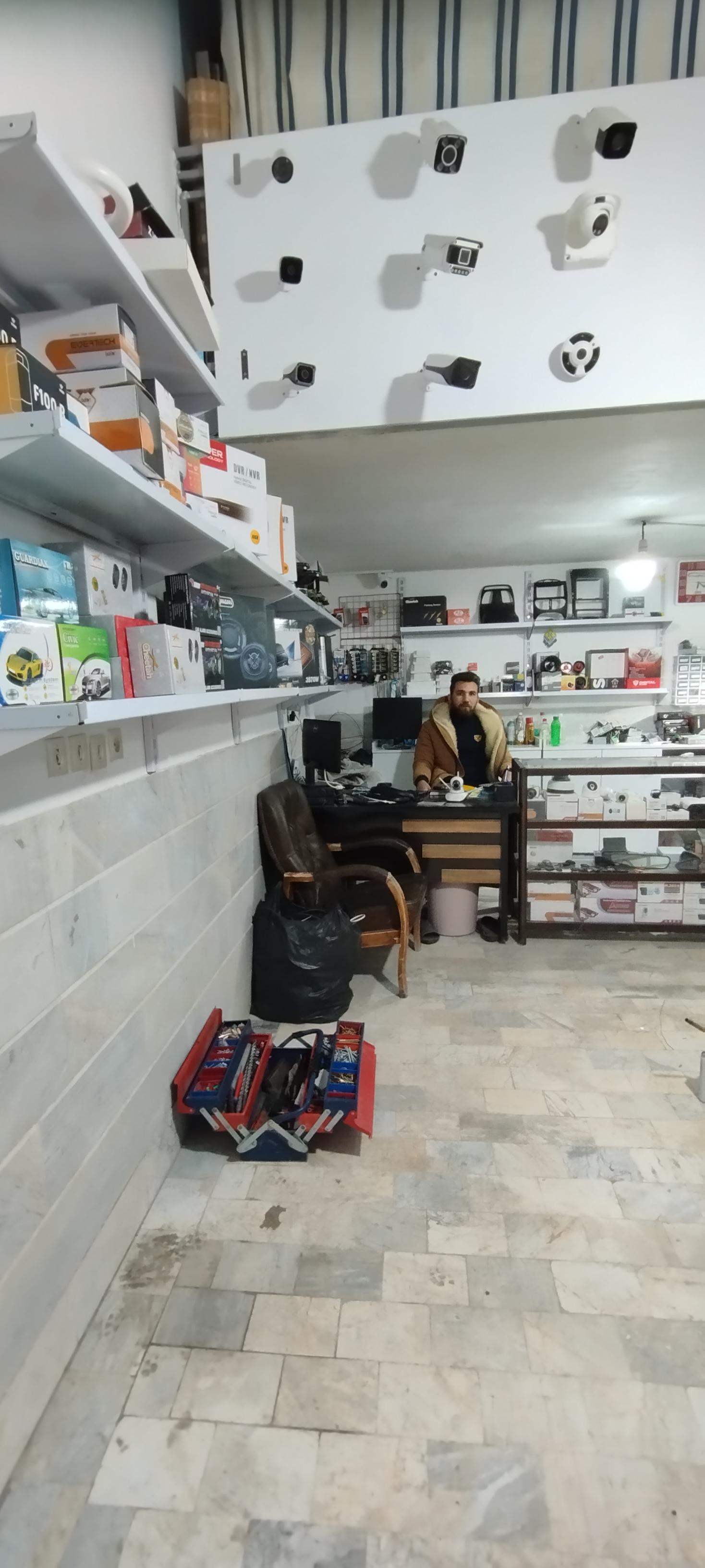 عکس سیستم های حفاظتی اماکن و خودرو ایمن شهر