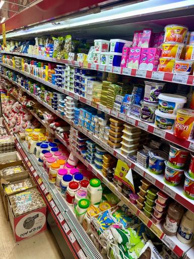 عکس فروشگاه افق کوروش