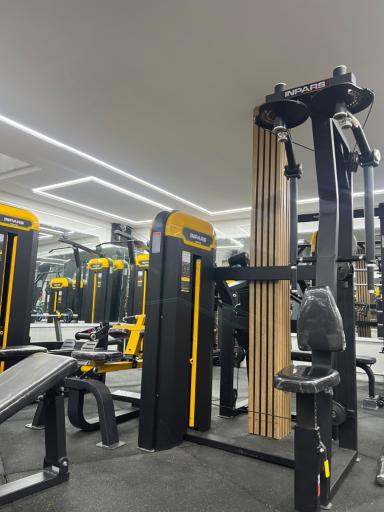 عکس باشگاه تناسب اندام آریستا