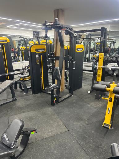 عکس باشگاه تناسب اندام آریستا