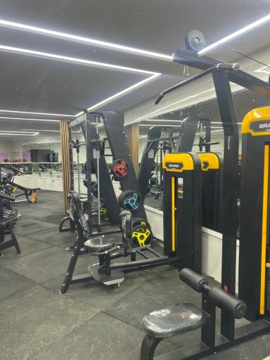 عکس باشگاه تناسب اندام آریستا