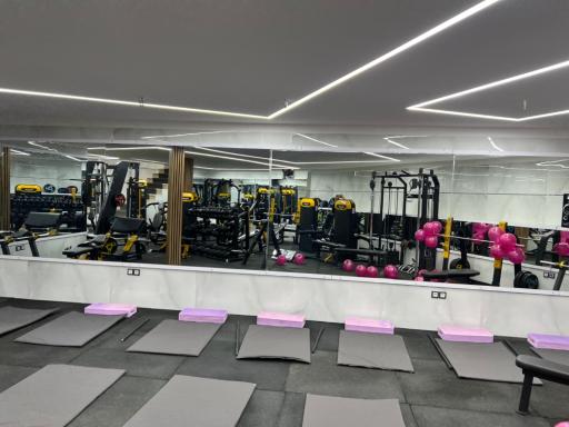 عکس باشگاه تناسب اندام آریستا