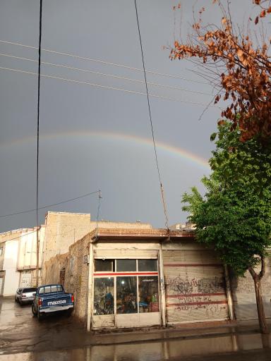 عکس فروشگاه موتور سیکلت صادقی