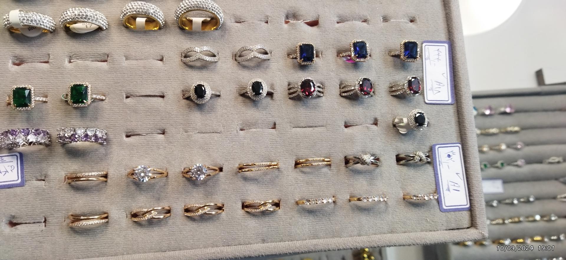 عکس بدلیجات و اکسسوری تریکا