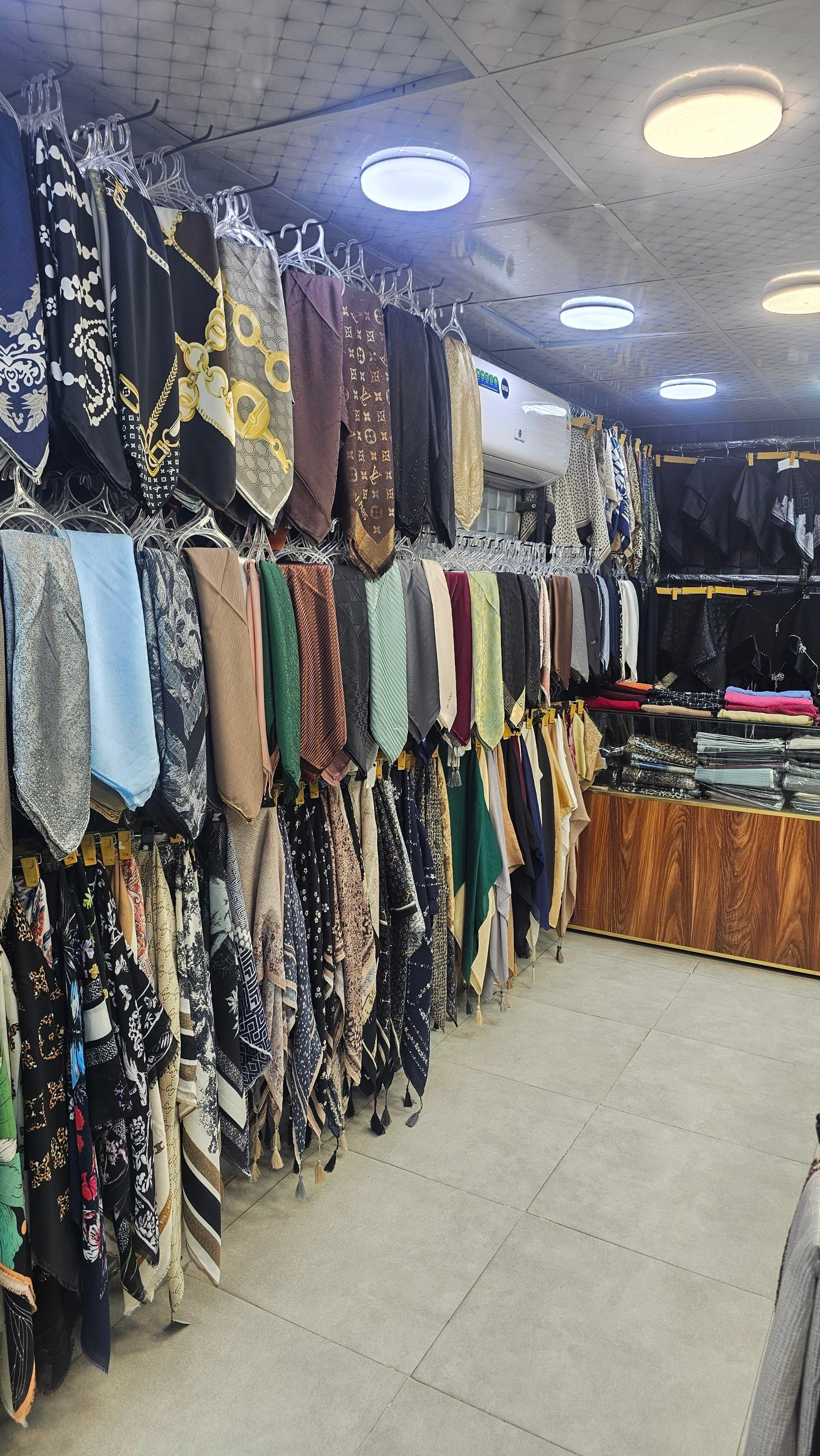 عکس فروشگاه شالی نو 