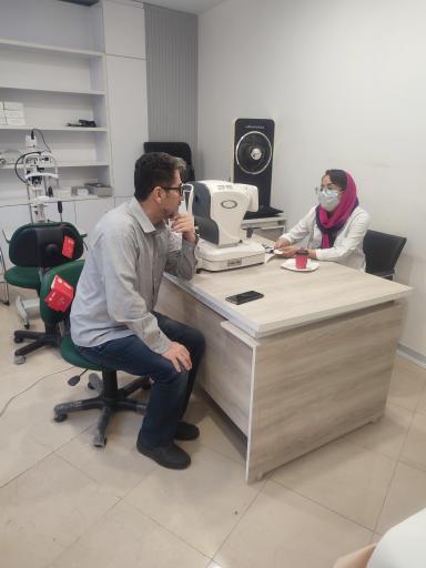 عکس چشم پزشکی نورا