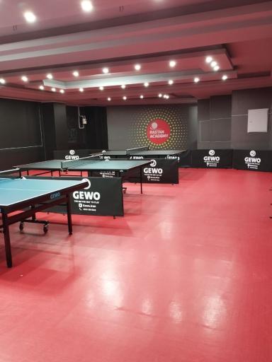 عکس آکادمی تنیس روی میز رستان