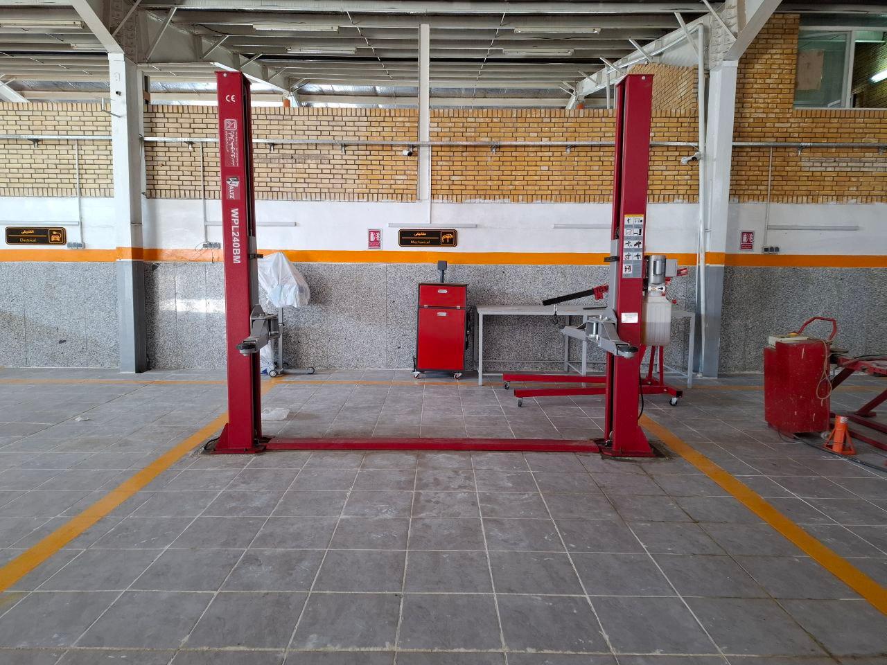 عکس عاملیت خدمات پس از فروش بهمن موتور کد ۱۸۱۵ آذرخشی