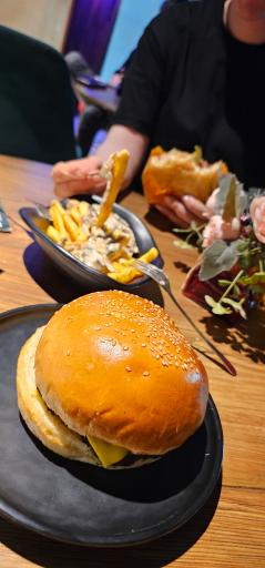 عکس باغ پنهان