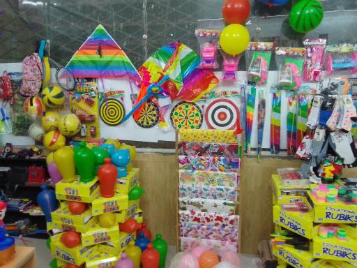 عکس اسباب بازی و لوازم تحریر موسوی