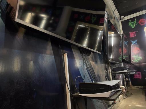 عکس گیم‌ نت‌ آمیگو‌ درختی