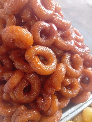 زولبیا بامیه احمدی 