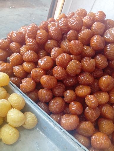 زولبیا بامیه احمدی 