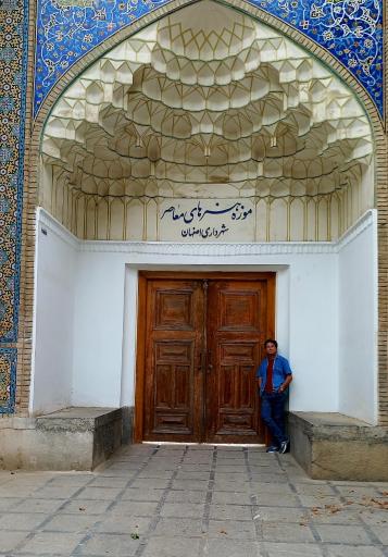 عکس موزه هنرهای معاصر