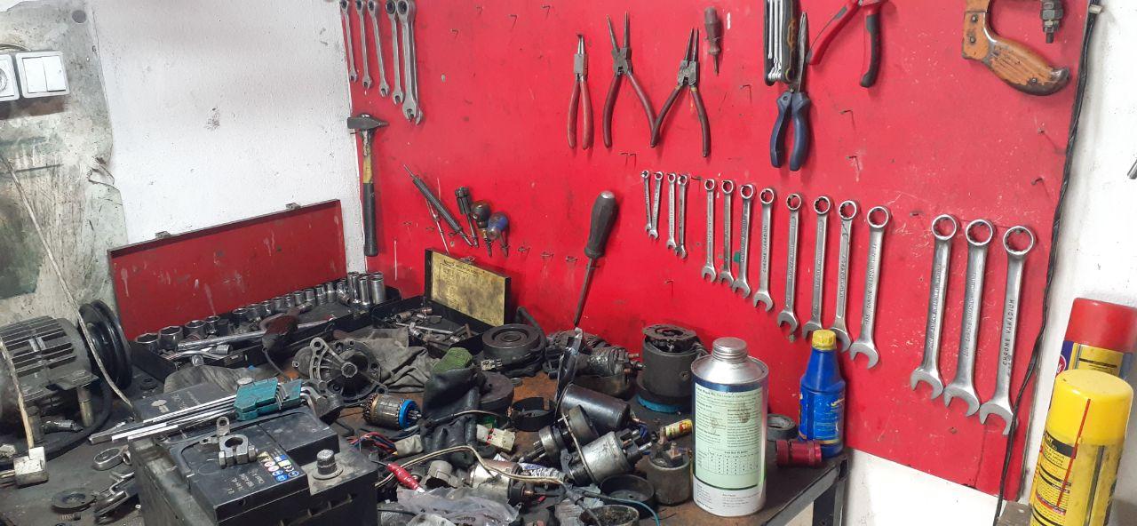 عکس فروشگاه باطری و باطری سازی شرافت