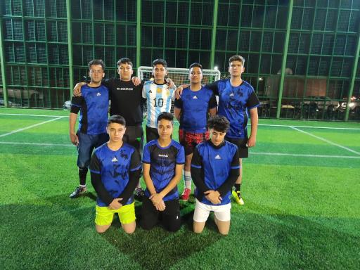 عکس زمین چمن مصنوعی خزاق 