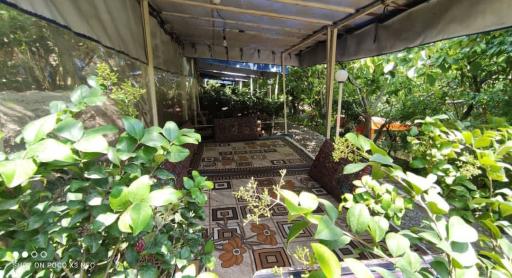 عکس باغ رستوران مهر و ماه