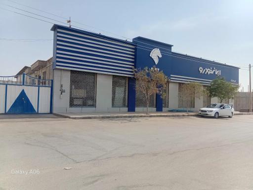 عکس نمایندگی ایران خودرو مقیم زاده