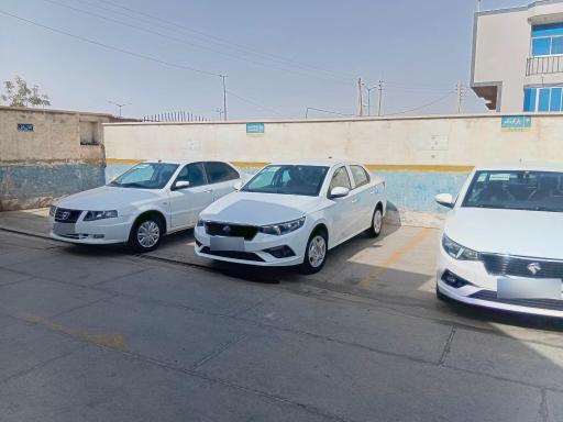عکس نمایندگی ایران خودرو مقیم زاده