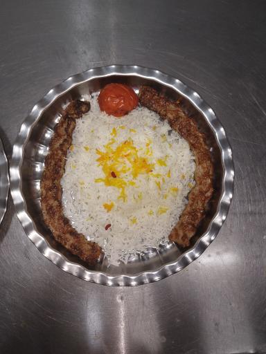 عکس کباب سرای امید