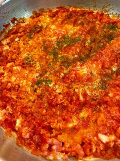 عکس باغ رستوران مهر و ماه