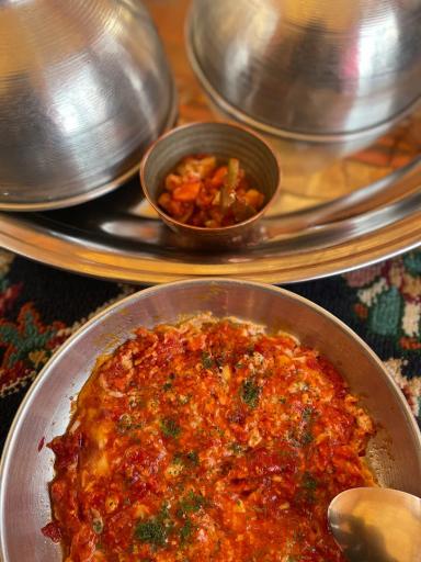 عکس باغ رستوران مهر و ماه