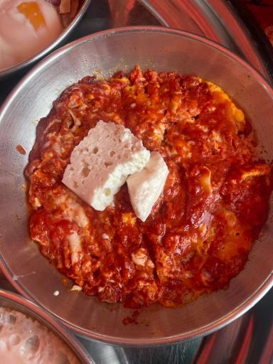 عکس باغ رستوران مهر و ماه