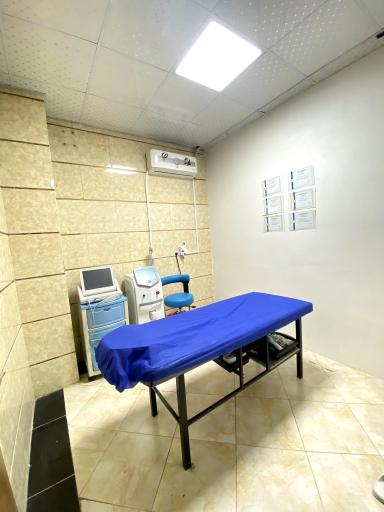 عکس مرکز لیزر و زیبایی روشا