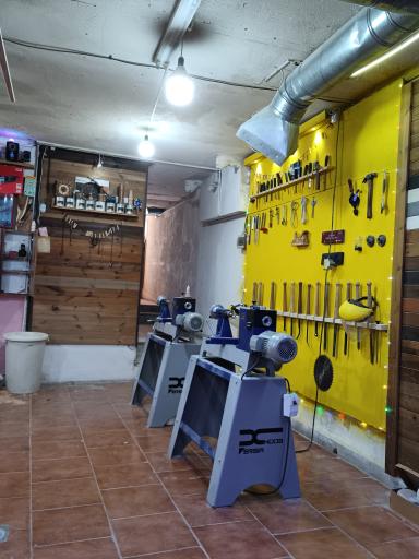 عکس آموزشگاه نجار کوچک