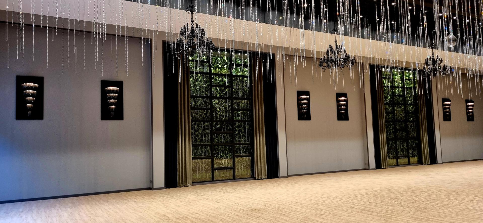 عکس باغ تالار تماشا