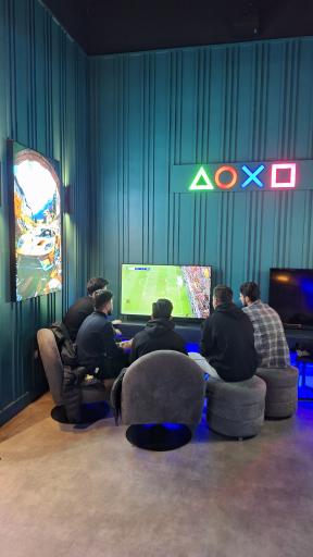 عکس کافه گیم راین بام