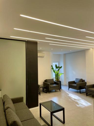 مركز دندانپزشكی ماركيز