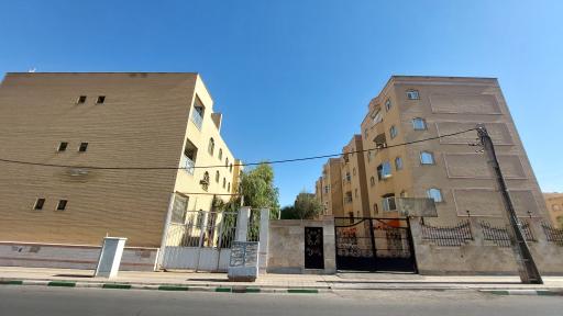 عکس مجتمع مسکونی لاله 