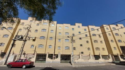 عکس مجتمع مسکونی لاله 