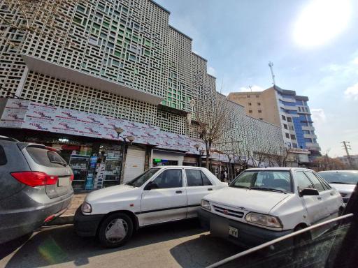 عکس بازار کامپیوتر کرج