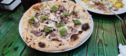 عکس فست فود لبخند متفاوت (شعبه ولیعصر)