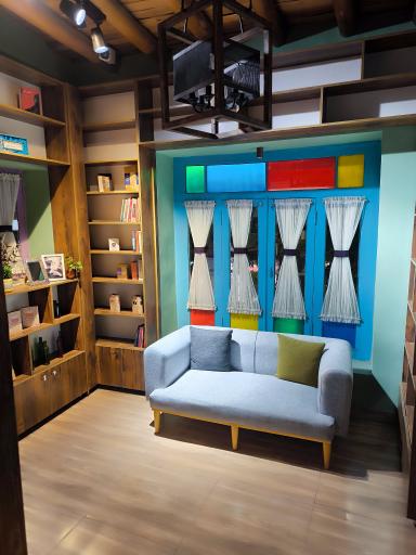 عکس کافه آقاجان