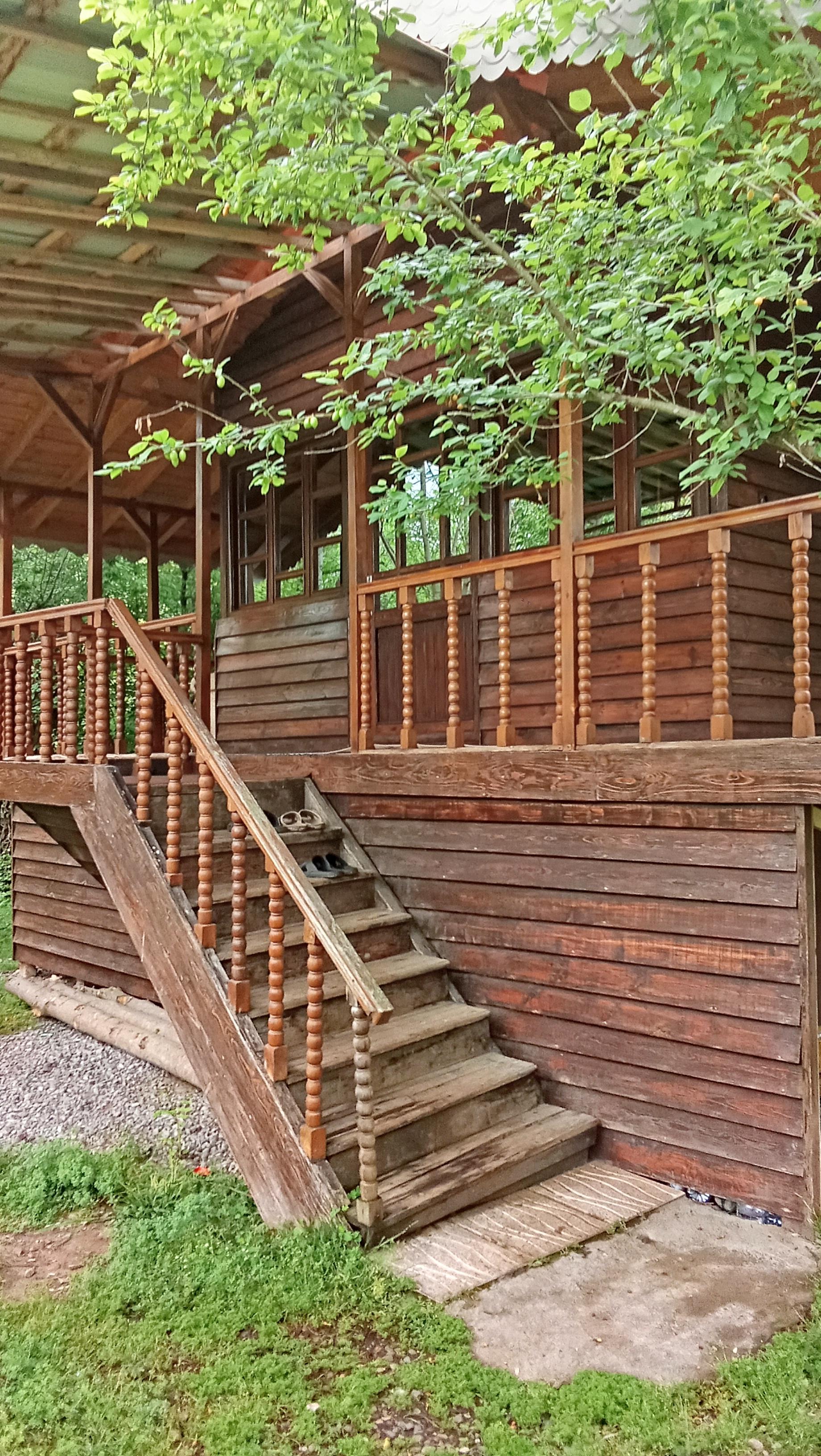 عکس اقامتگاه و کافه رستوران مشت علی