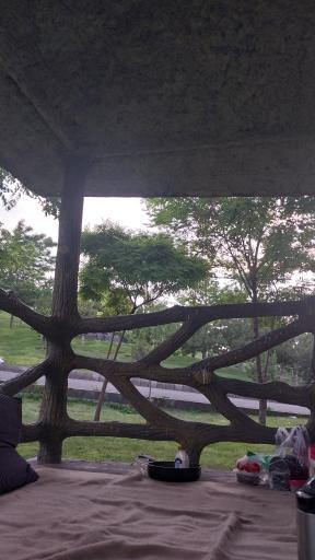 عکس پارک حاشیه ای