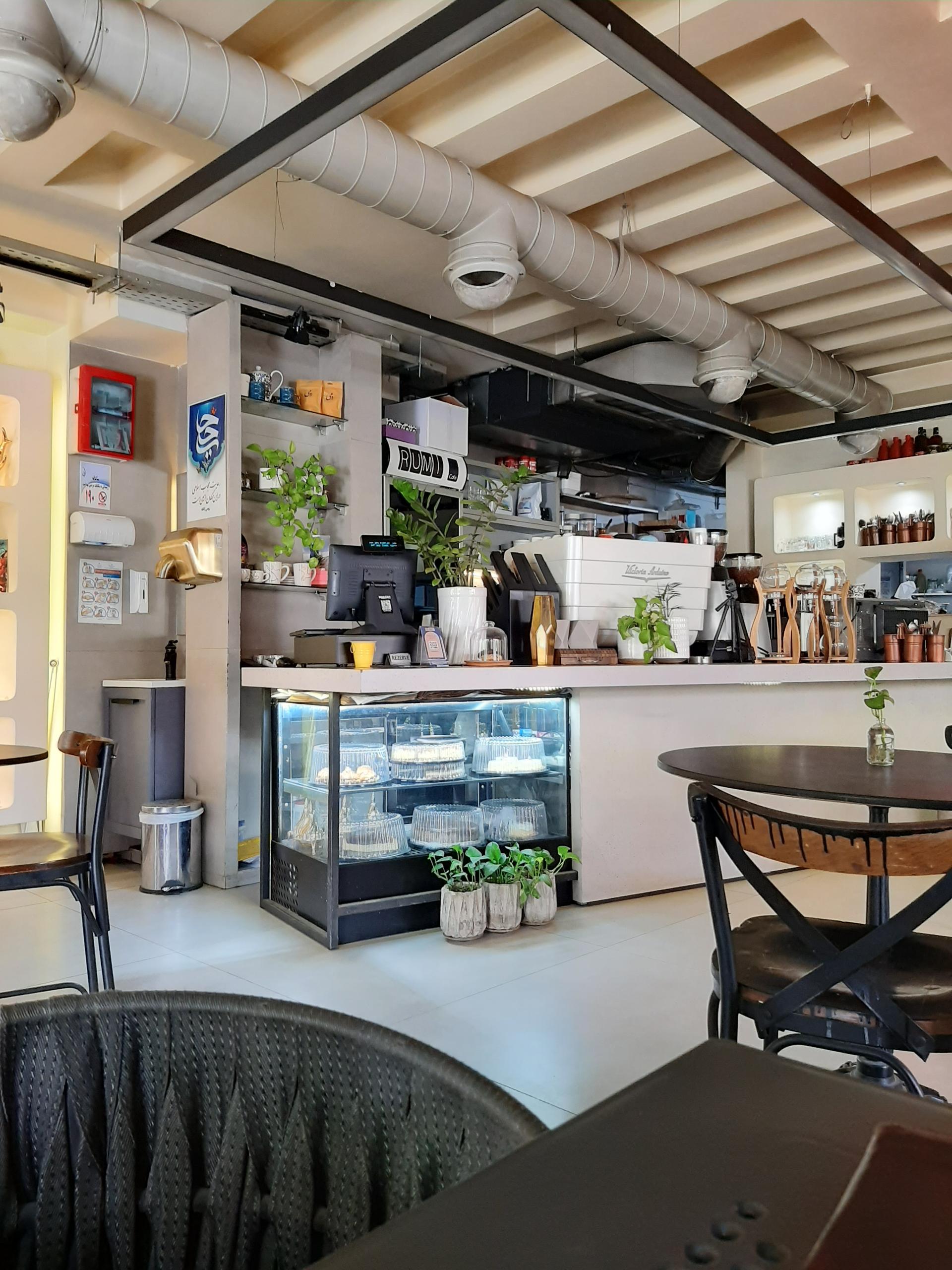 عکس کافه رومی