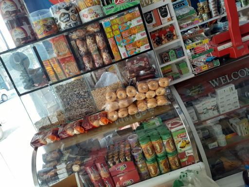 عکس فروشگاه مواد غذایی محسن