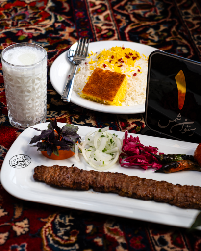 رستوران شمس