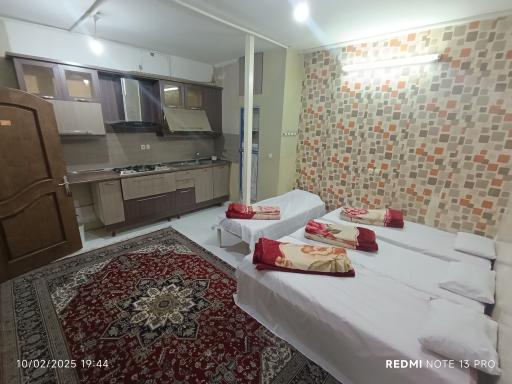 عکس مسافر خانه گوهری 